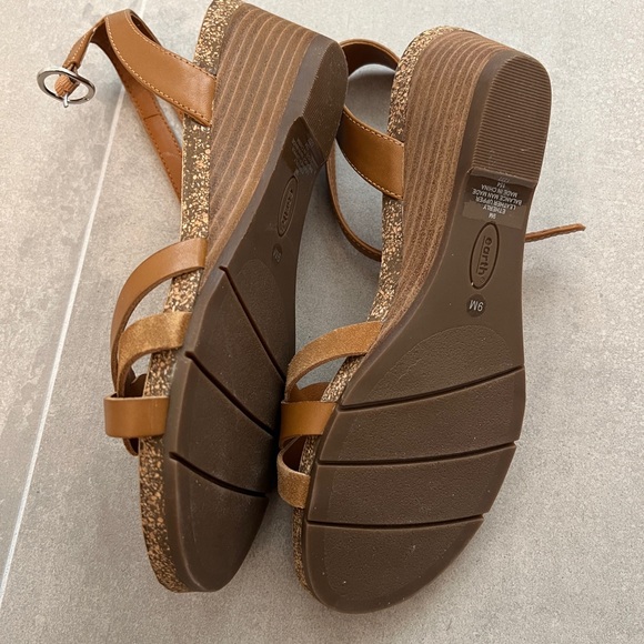 Earth - Herly Woven Strappy Stacked Heel Dress Sandals - Picture 5 of 8